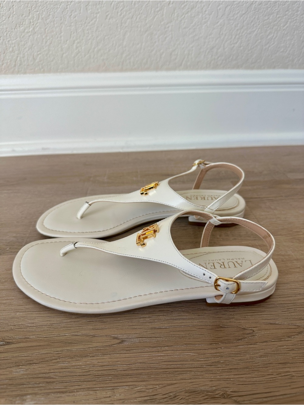 Ralph Lauren Gold-Accented Cream Leather T-Strap Sandals - Picture 3 of 9
